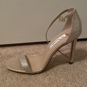 Classic Nina Sparkly Stilettos 🪞